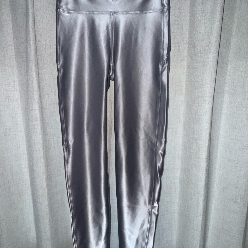 Heroine Sport Metallic Silver Leggings